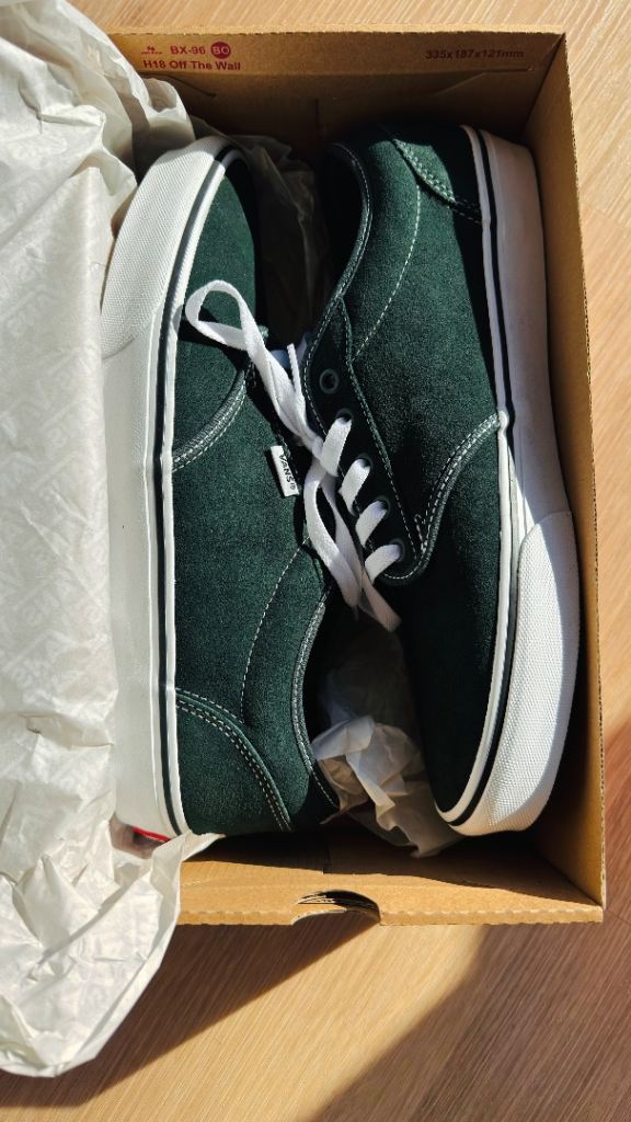 Vans atwood SUEDE Scarab/White