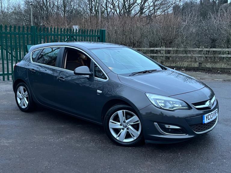 2013 Vauxhall Astra 2.0 CDTi 16V ecoFLEX SRi 5dr*12 MONTHS MOT*SERVICE HISTORY*£35 TAX* HATCHBACK...