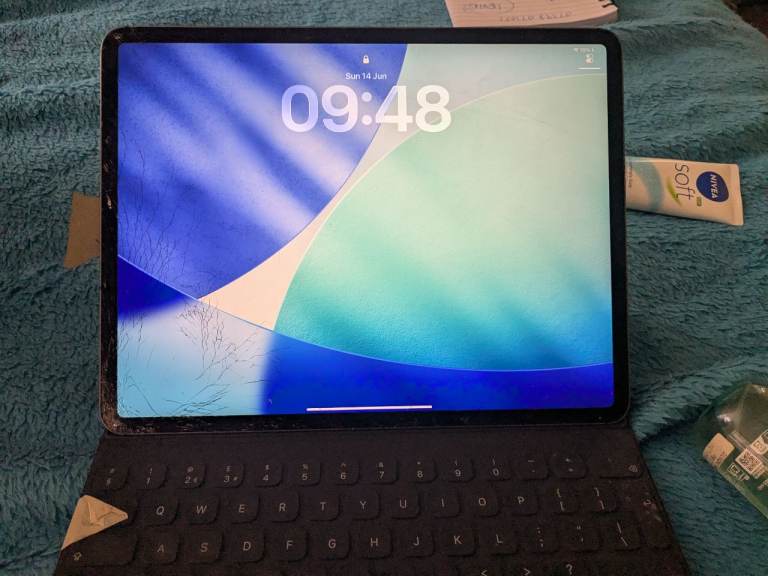 iPad pro (12.4inches) (generation 4) 128GB