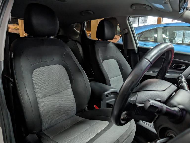 2015 Kia Ceed 1.6 CRDi 2 Hatchback 5dr Diesel DCT Euro 6 (s/s) (134 bhp) HATCHBACK Diesel Automatic