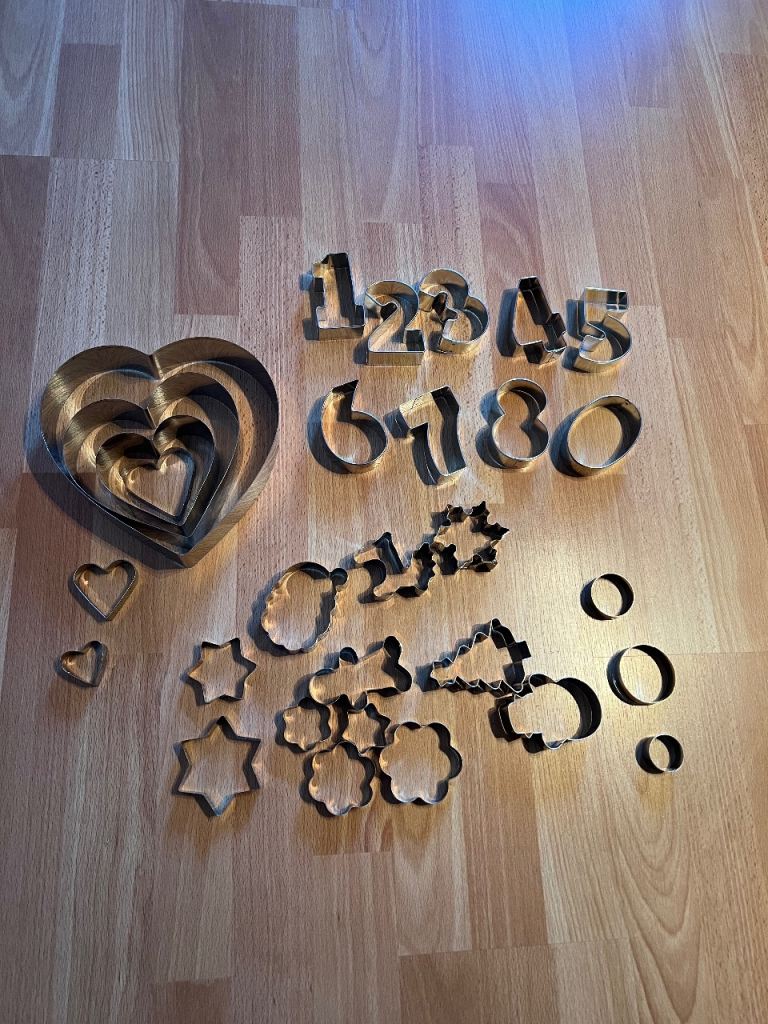LARGE SELECTION of BRAND NEW Metal Cake Moulds - Hearts, Numbers, Stars