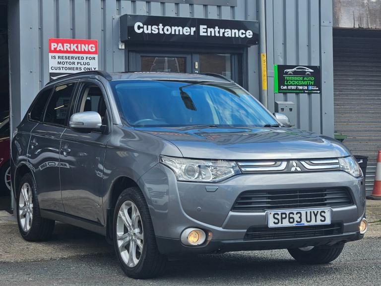 2013 Mitsubishi Outlander 2.2 DI-D GX4 SUV 5dr Diesel Auto 4WD Euro 5 (ss) (150 ps) ESTATE Diesel...