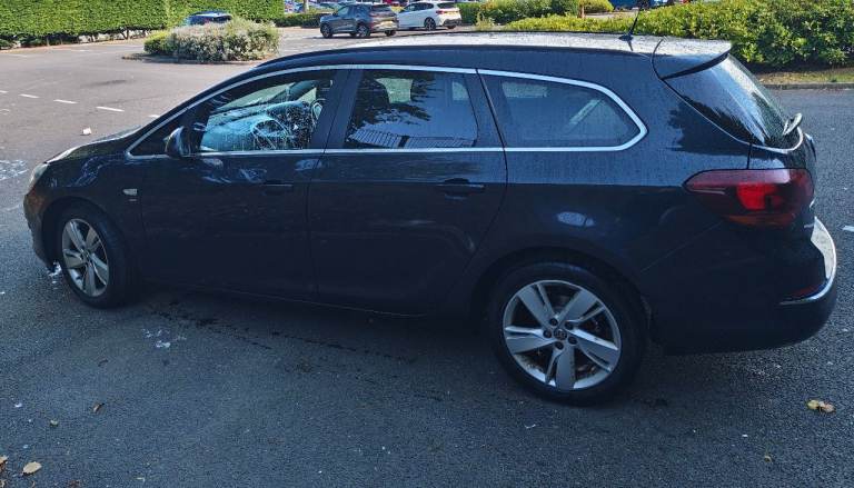 Vauxhall, ASTRA, Estate, 2015, Manual, 1598 (cc), 5 doors