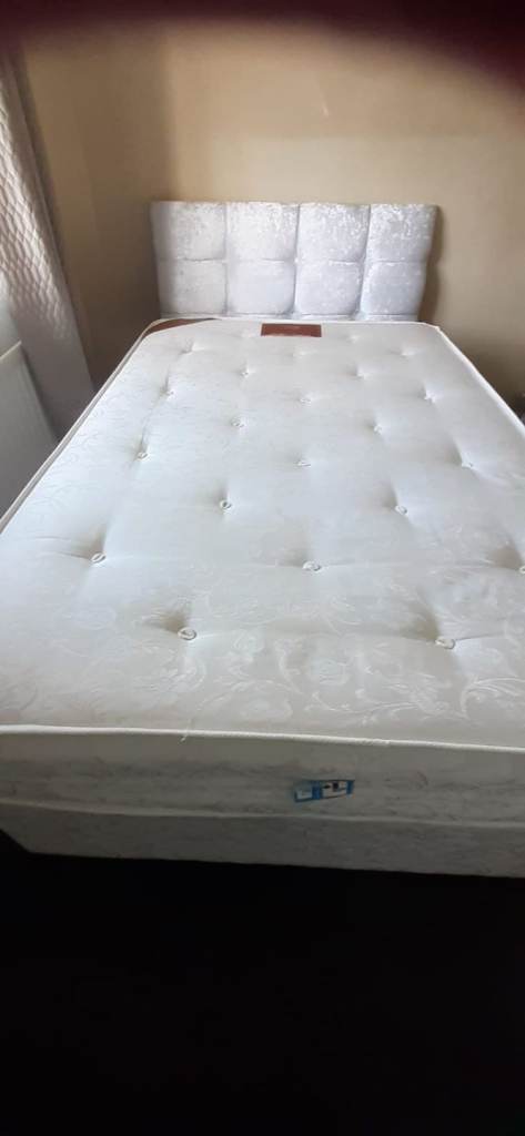 4ft bed with mattress