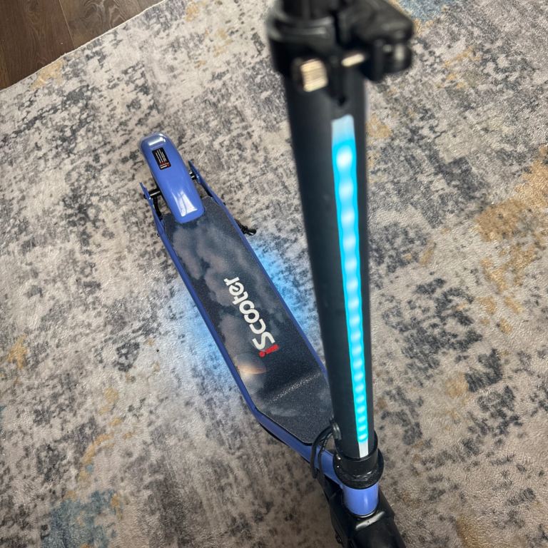 Pro3 iScooter Electric Scooter – Blue, As Good As New