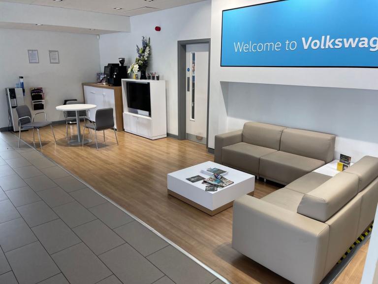 2025 Volkswagen Crafter 2.0 TDI 140PS Commerce Plus High Roof Van PANEL VAN DIESEL Manual