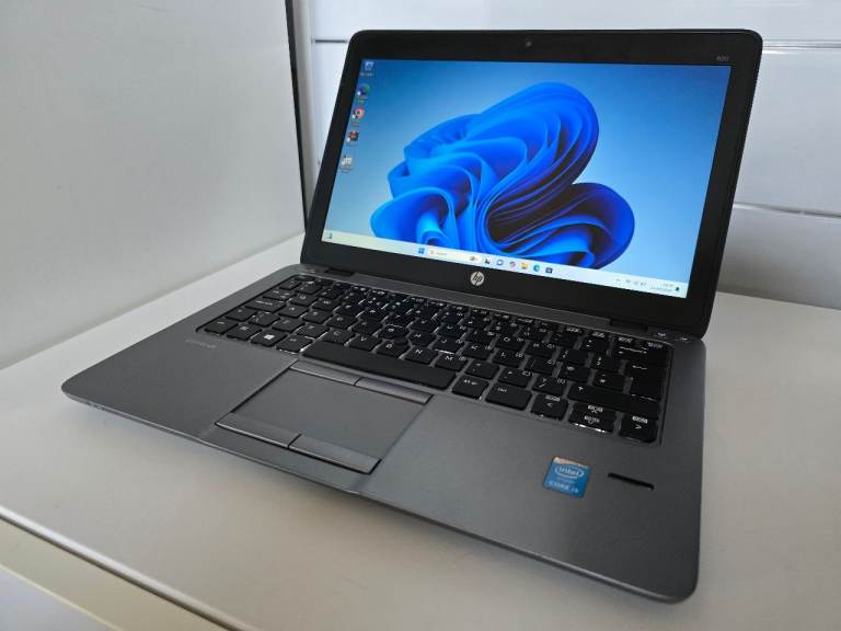 HP Elitebook 820 12,5inch laptop Intel i5, 8GB Ram, Win 11