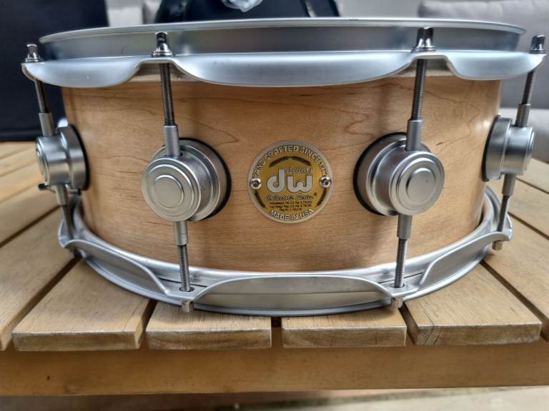 Dw Solid shell snare drum 