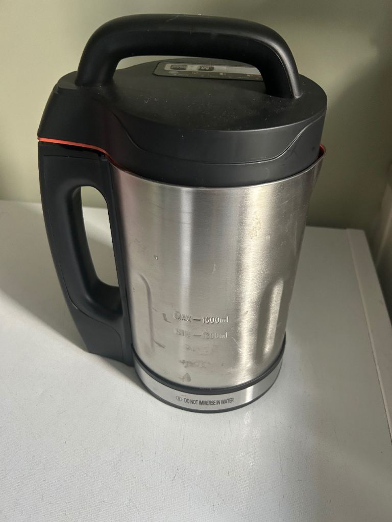 Daewoo 2-in-1 soup maker & smoothie blender - used once