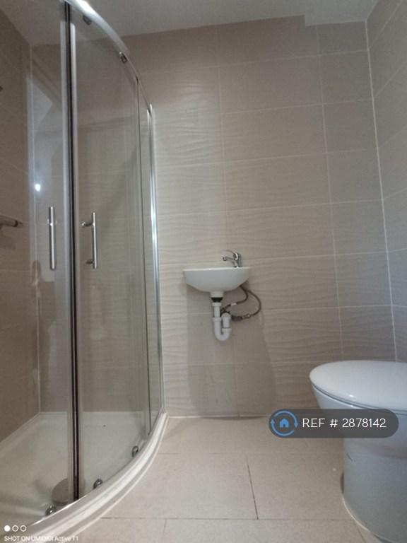Studio flat in Firhill Road, London, SE6 (#2878142)