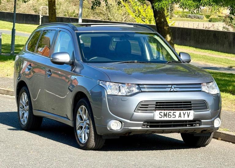 2015 Mitsubishi Outlander 2.0h 12kWh GX4h CVT 4WD Euro 5 (s/s) 5dr ESTATE Petrol/Electric Hybrid ...