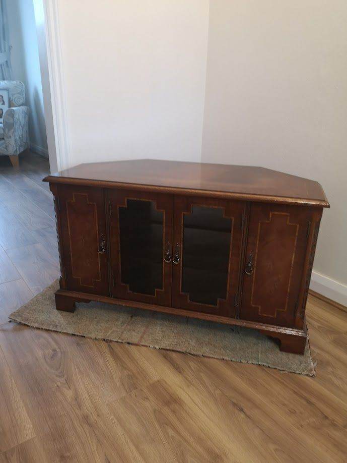 Bevan Funnell Mahogany TV Stand/cabinet.