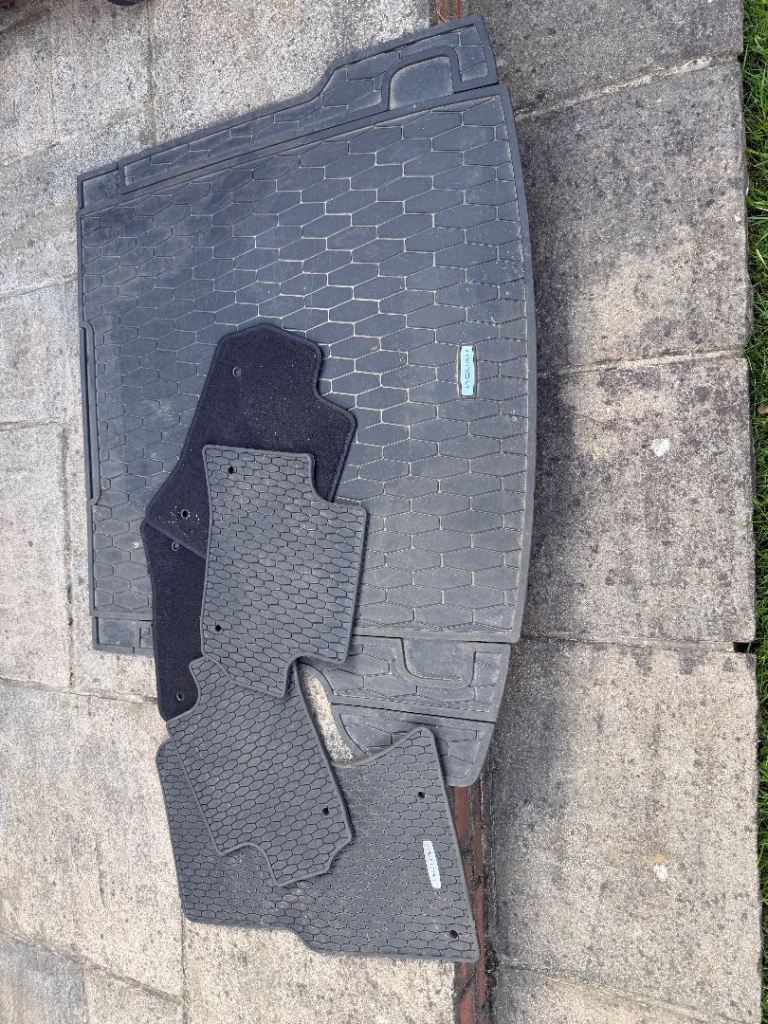 Jaguar F Pace Rubber Mats