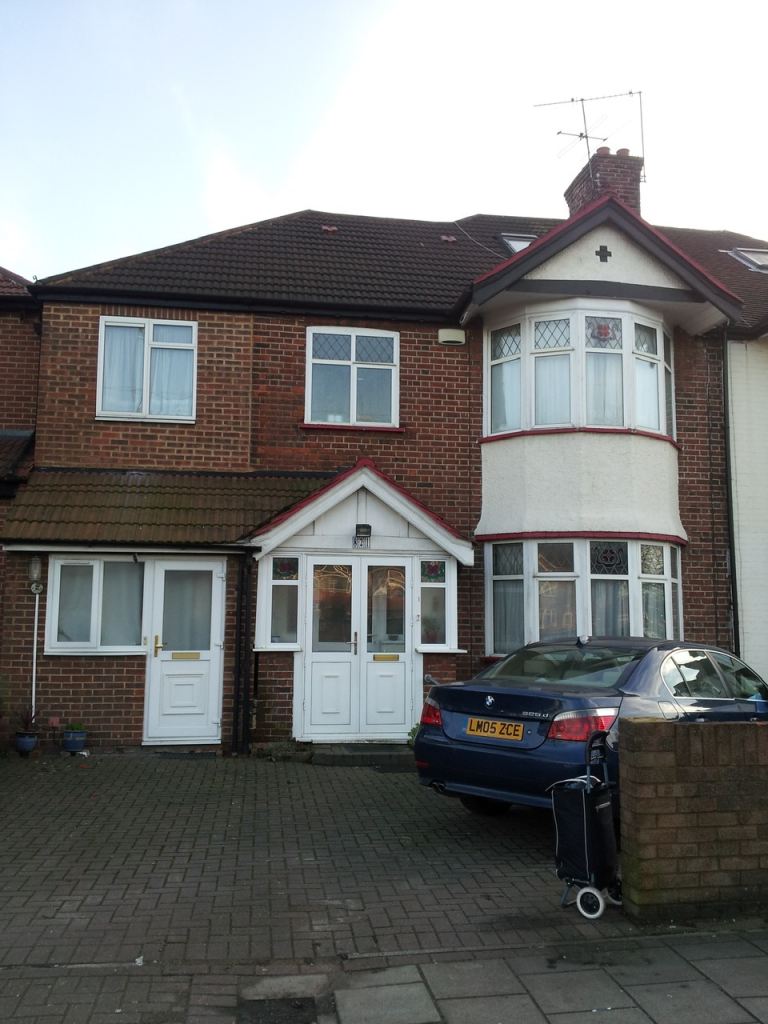 STUDIO TO LET ISLEWORTH TW7 5PB