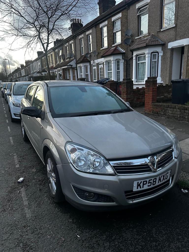 Vauxhall, ASTRA, Hatchback, 2008, Semi-Auto, 1598 (cc), 5 doors