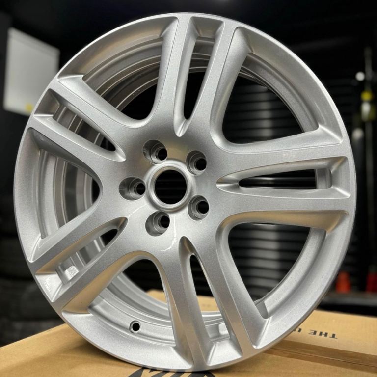 Genuine Original Jaguar Part 4X431007GA Alloy Wheel 18”