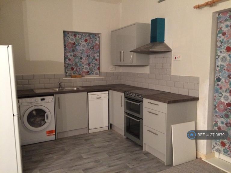 1 bedroom house in Norwich Street, Hingham, NR9 (1 bed) (#2710879)