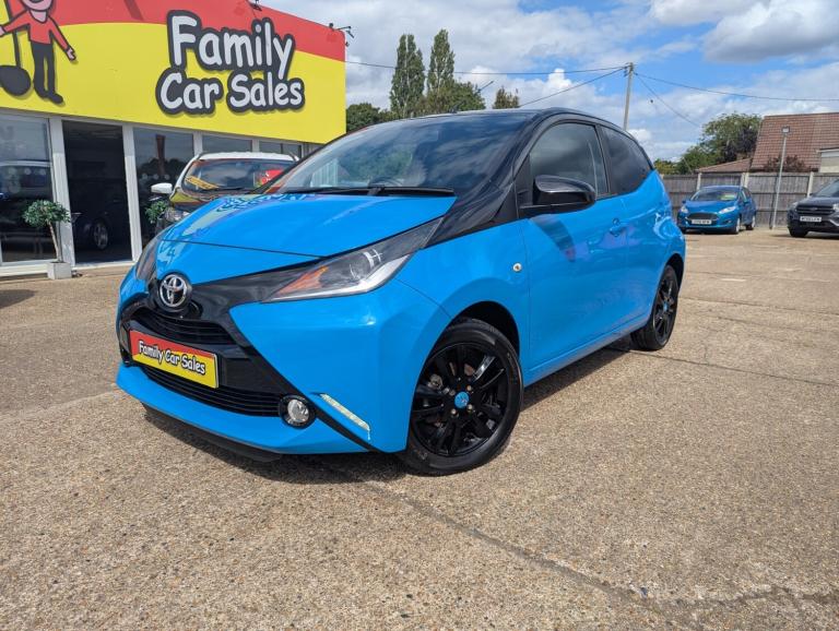TOYOTA AYGO 1.0 X-CITE LOW MILEAGE FULL SERVICE HISTORY LOVELY CONDITION