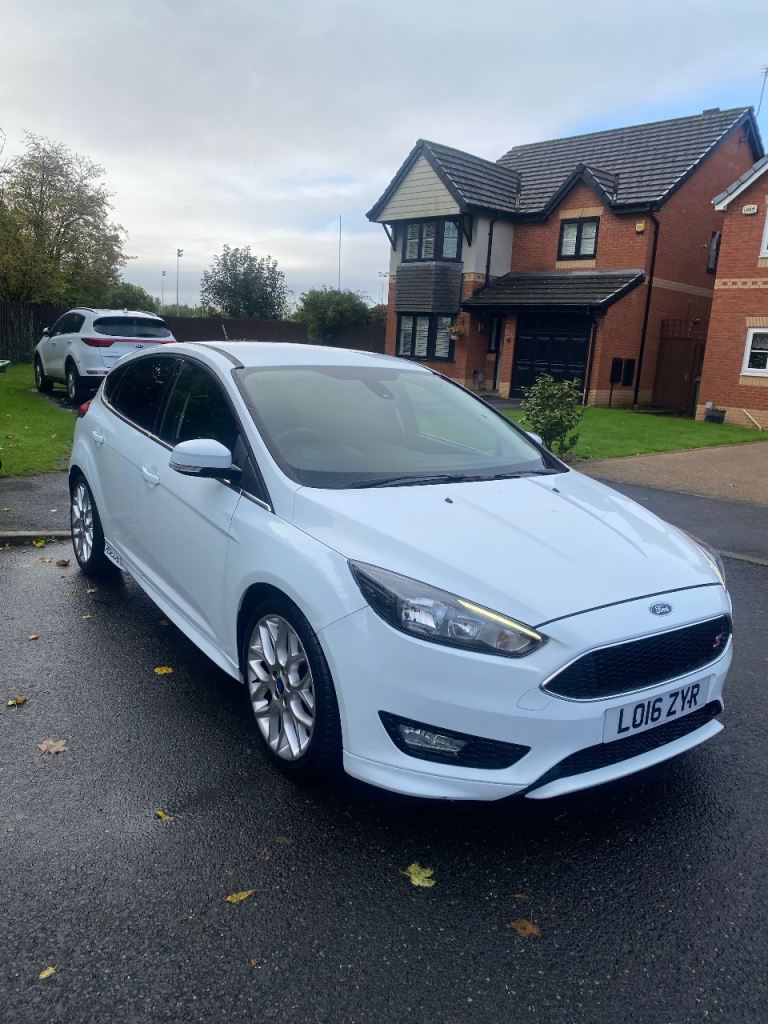 Ford, FOCUS, Hatchback, 2016, Manual, 999 (cc), 5 doors
