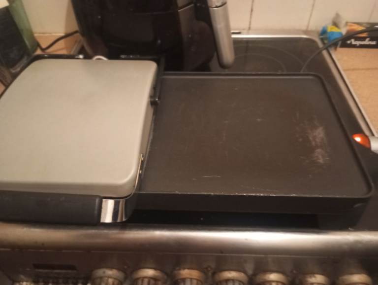 Georgee foreman grill and hotplate