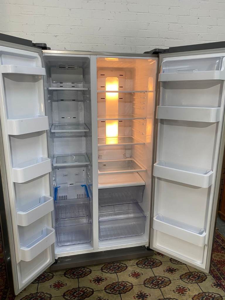 Samsung Non Plumb Stainless Steel American Double Door Fridge Freezer For