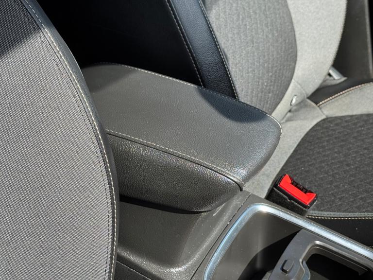 2020 Vauxhall Grandland X 1.2 Turbo SRi Nav 5dr HATCHBACK Petrol Manual