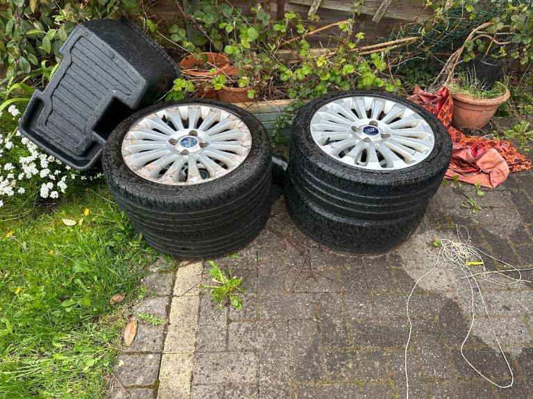 Ford Fiesta mk7 2009 Titanium 16inch Alloys