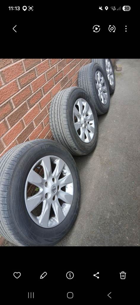 4 Nissan Elgrand E51 Wheels 16inch