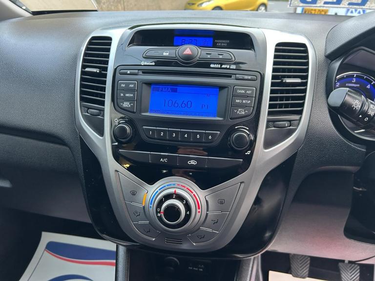 2014 Hyundai Ix20 1.6 CRDi Blue Drive Active 5dr MPV Diesel Manual