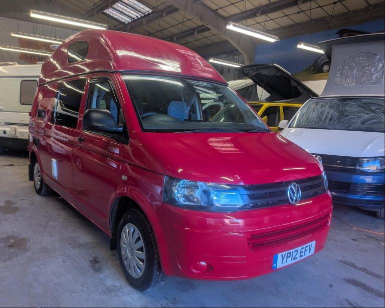 VW T5 T30 LEISUREDRIVE VIVANTE HIGH-TOP 4 BERTH CAMPERVAN *ABSOLUTELY STUNNING*