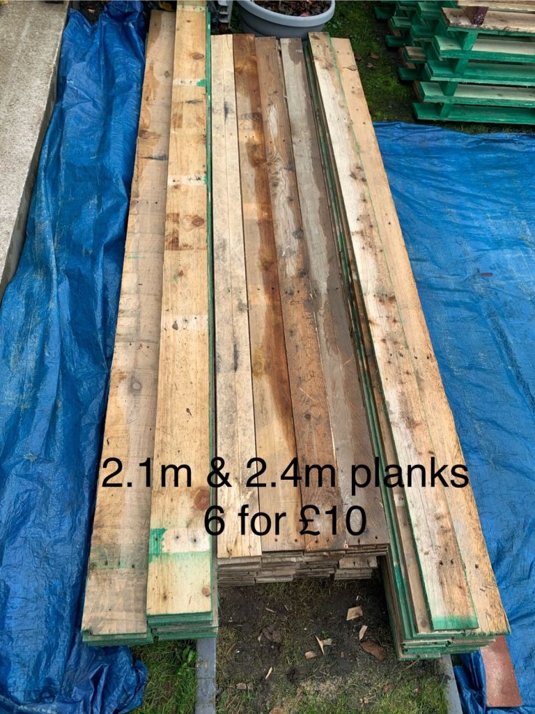 2.1m & 2.4m x 9cm or 12cm pallet planks 