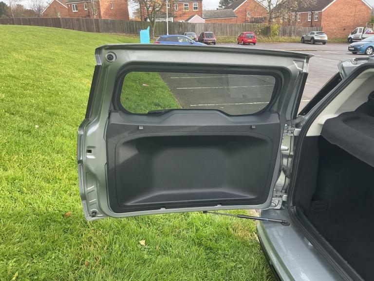 2022 Ford Ecosport EcoSport ST-Line 5 Door 1.0L Ford EcoBoost 125PS FWD 6 Speed Manual HATCHBACK ...