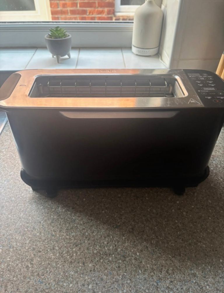 Ninja 3 and 1 toaster 