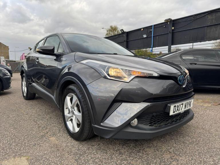 TOYOTA C-HR 1.8 VVT-h Icon CVT Euro 6 (s/s) 5dr 2017