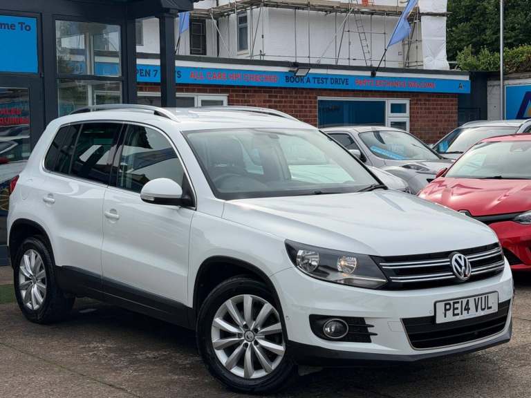 2014 Volkswagen Tiguan 2.0 TDI BlueMotion Tech Match SUV 5dr Diesel Manual 2WD Euro 5 (s/s) (140 ...