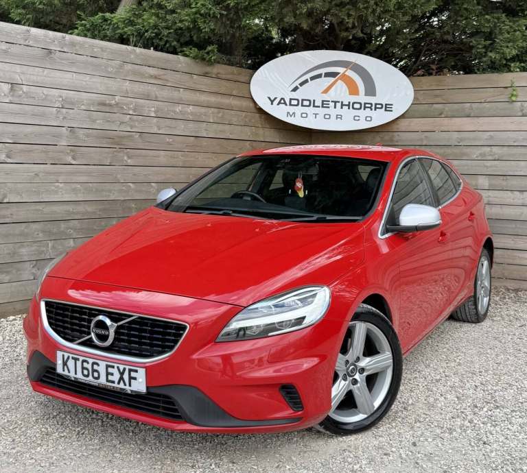 2016 Volvo V40 D2 [120] R DESIGN Nav Plus 5dr HATCHBACK DIESEL Manual