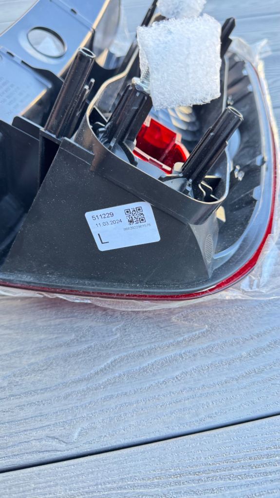 Dacia Duster Rear Light, L side