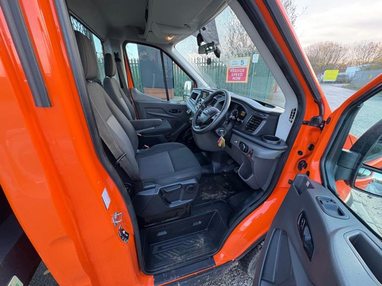 70 Ford Transit 130 350 rwd 14ft dropside/flatbed pickup with taillifed NO vat 