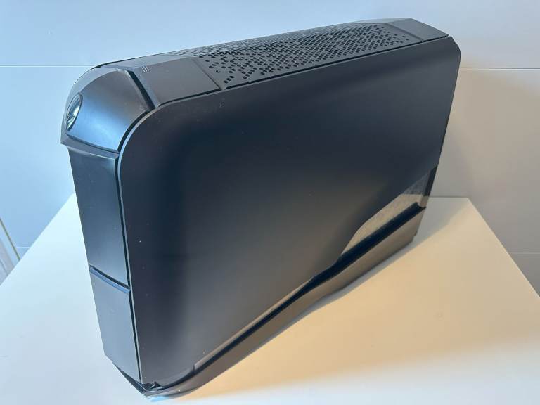 *** SOLD *** Alienware Aurora R3, i7-2600K, 16GB RAM, 8GB EVGA GTX 1070