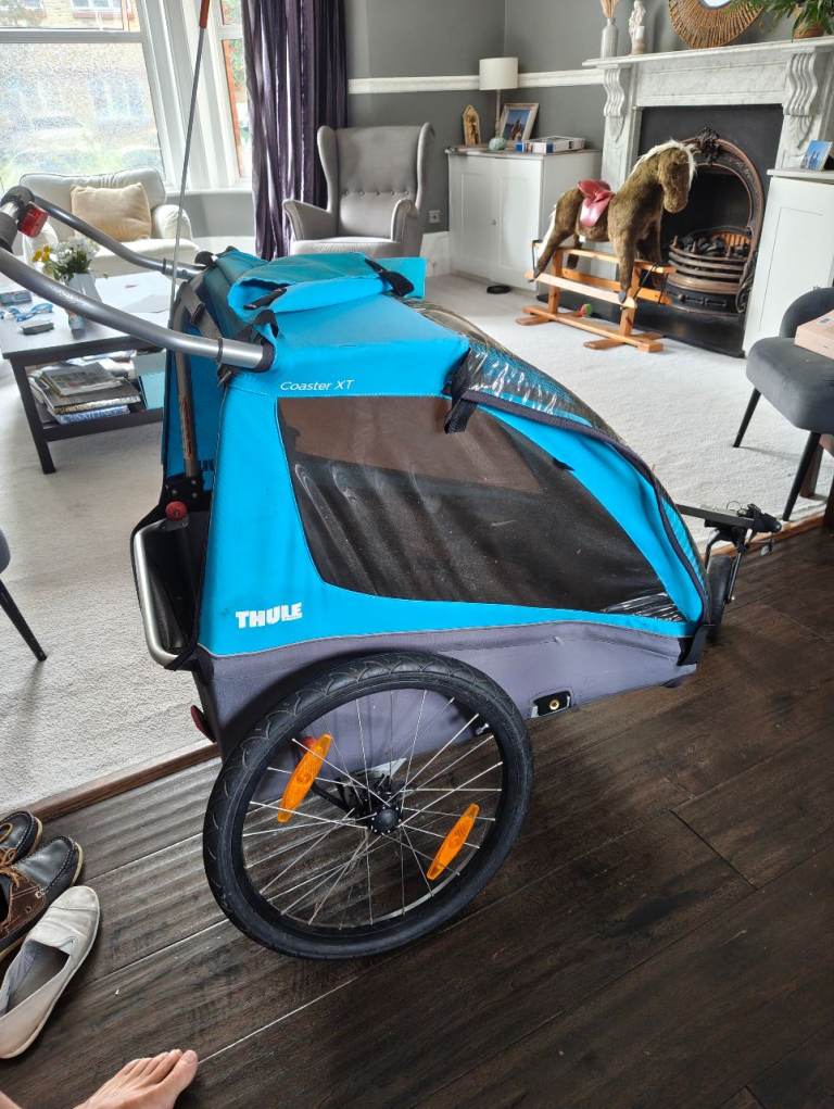 Thule Coaster XT 2-in-1 Bike Trailer and Stroller – Good Condition