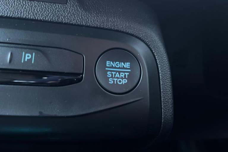 2024 Ford Focus ST-LINE X | Heated Seats/Wheel | B+O Audio | Sync 4 Touchscreen Navigation  Hatch...