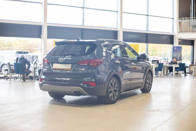 2016 Hyundai Santa Fe 2.2 CRDi Blue Drive Wiggins Edition SUV 5dr Diesel Auto 4WD Euro 6 (s/s) (7...