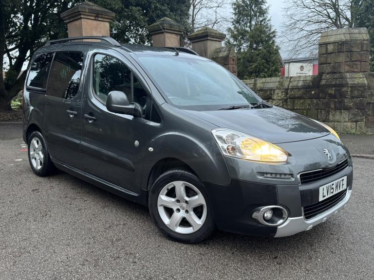 PEUGEOT PARTNER TEPEE 1.6 HDi Tepee Outdoor 2015
