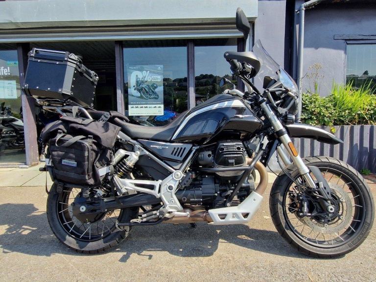 MOTO GUZZI V85TT GUARDIA D'ONORE