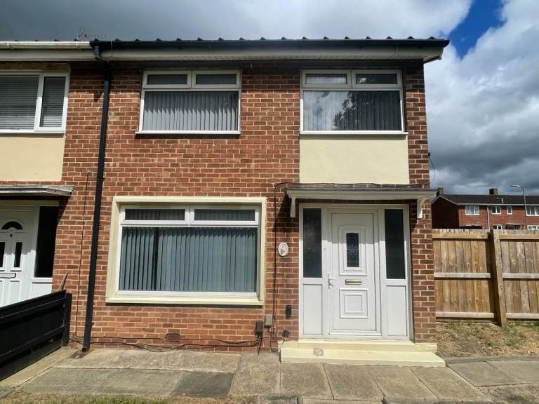 3 BEDROOM HOUSE IN MIDDLESBROUGH TS6 GRANGETOWN-BENEFITS ACCEPTED