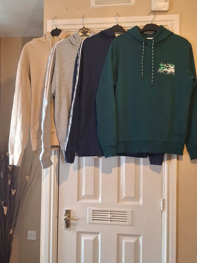 Hoody,s ,all mens medium, penguin jeans 32 w,32 leg
