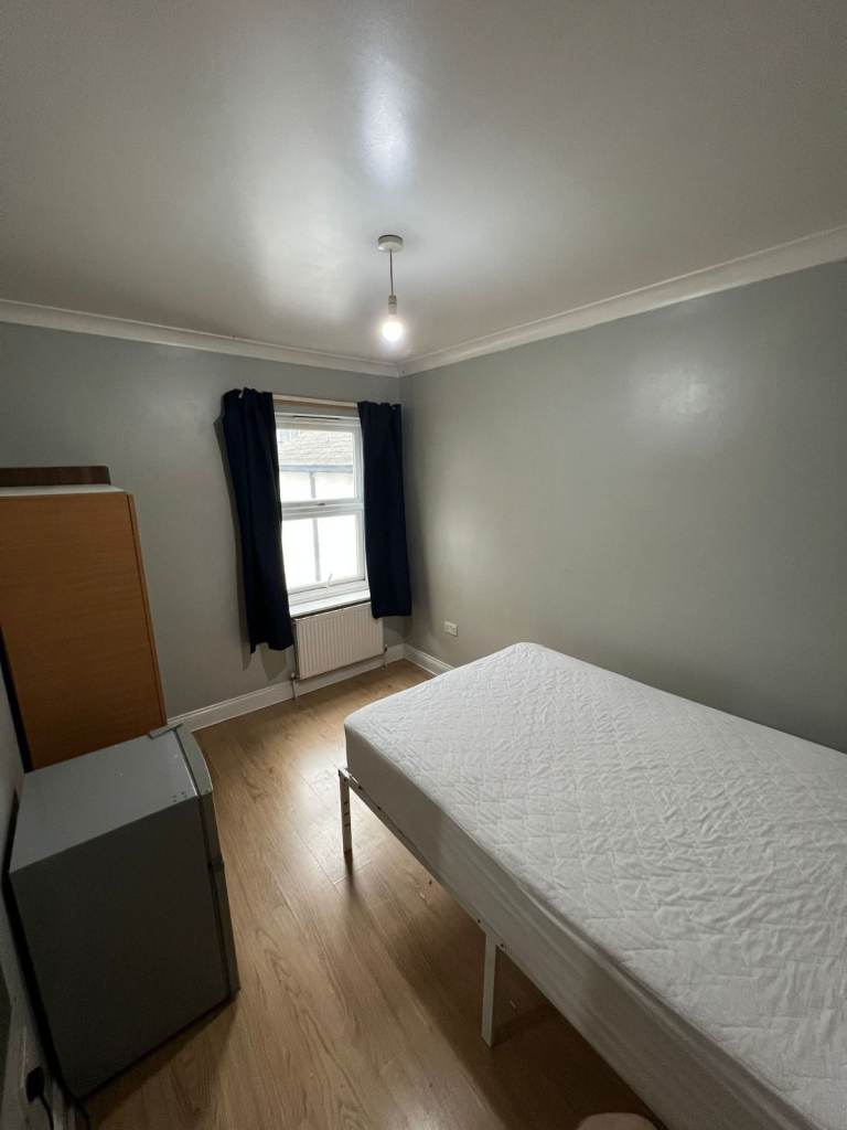 🪄🌸Lovely Single Room in Prime East Location -  Canning Town, E16 | Available Immediately!