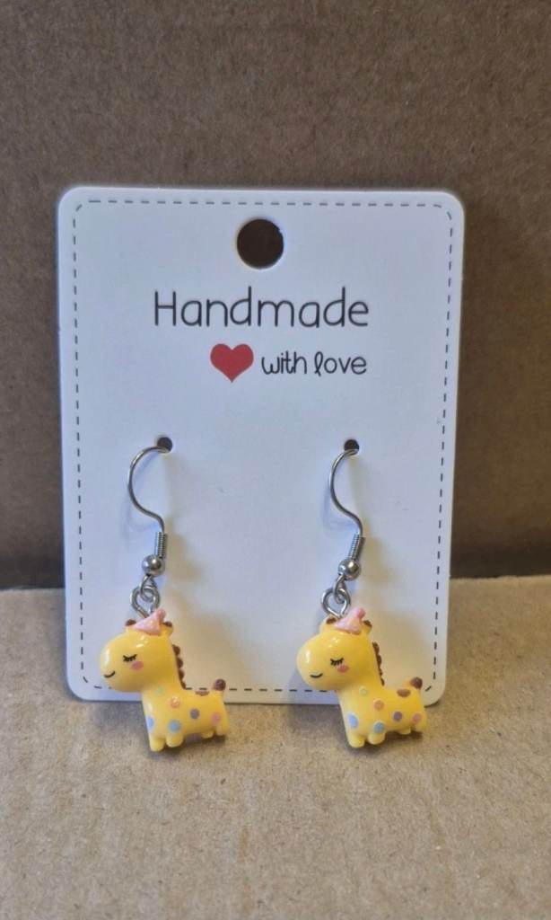 Cute giraffe earrings 