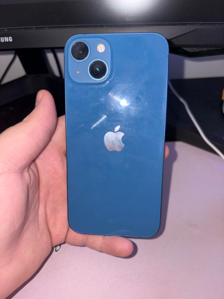 iPhone 13 