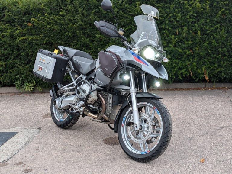 BMW R1200GS - 2007 07 - PANNIERS - VERY CLEAN